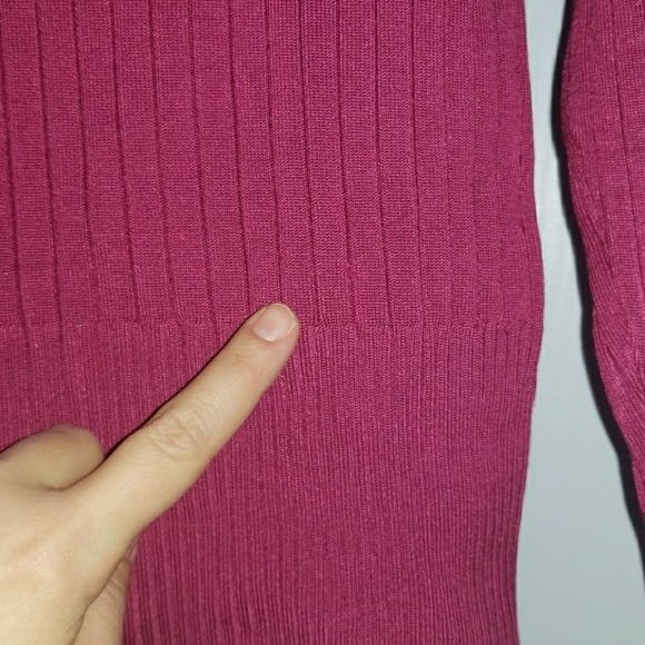 BR Body con ribbed silk turtleneck - Picture 2 of 3